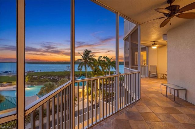 4141 Bay Beach LN 442, Fort Myers Beach, FL 33931