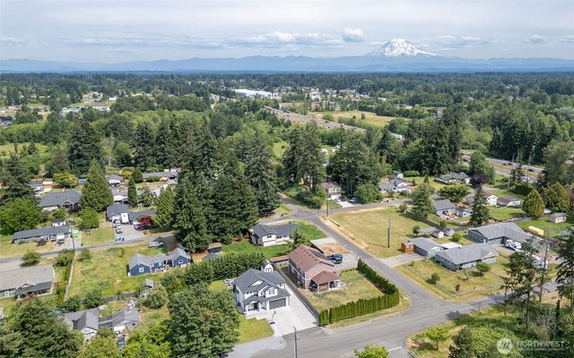 10519 24th Avenue E, Tacoma, WA 98445
