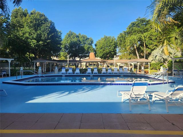 5100 NW 35th Street 101, Lauderdale Lakes, FL 33319