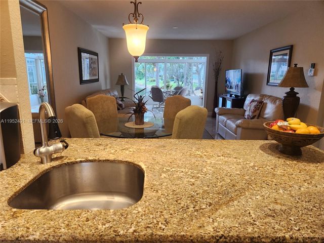 5100 NW 35th Street 101, Lauderdale Lakes, FL 33319