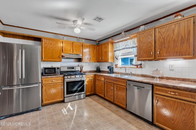 3 Miramar Court, Toms River, NJ 08757