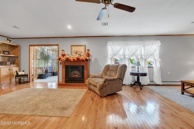 3 Miramar Court, Toms River, NJ 08757