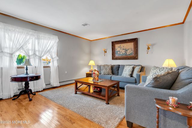 3 Miramar Court, Toms River, NJ 08757