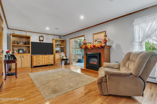3 Miramar Court, Toms River, NJ 08757
