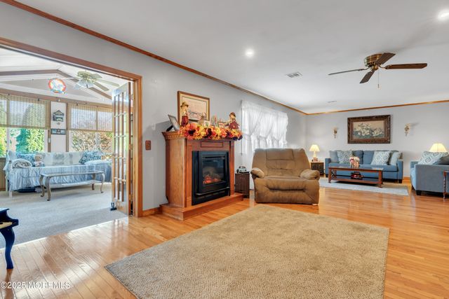 3 Miramar Court, Toms River, NJ 08757
