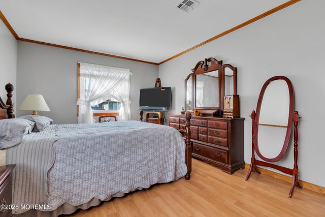 3 Miramar Court, Toms River, NJ 08757