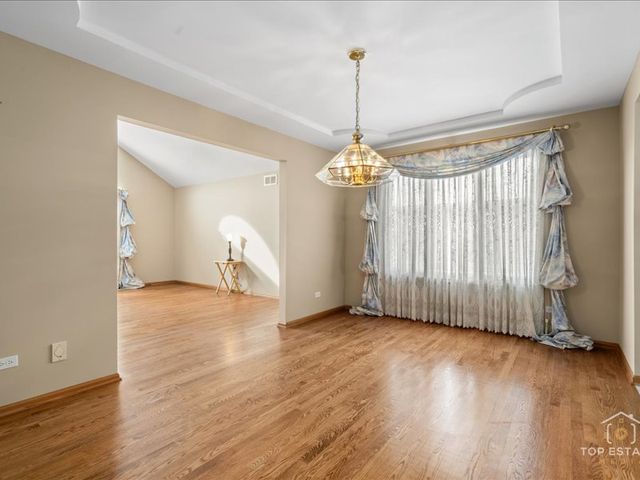 13124.W. Beaver Lake Common, Homer Glen, IL 60491