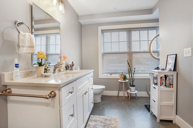 245 Bussey St 404, Dedham, MA 02026