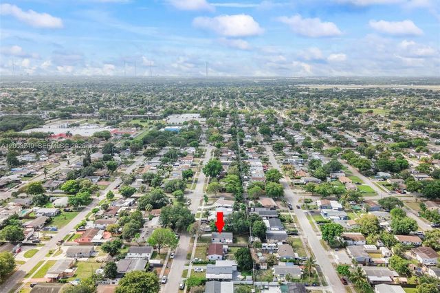 1530 N 69th Way, Hollywood, FL 33024