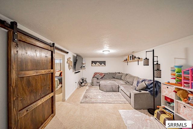 1058 Vine Avenue, Idaho Falls, ID 83402