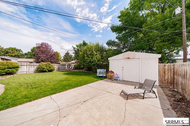 1058 Vine Avenue, Idaho Falls, ID 83402