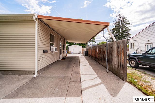 1058 Vine Avenue, Idaho Falls, ID 83402