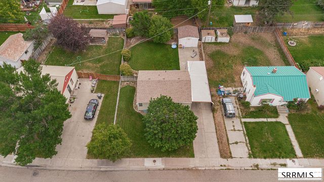 1058 Vine Avenue, Idaho Falls, ID 83402