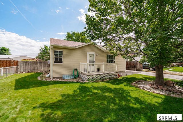 1058 Vine Avenue, Idaho Falls, ID 83402