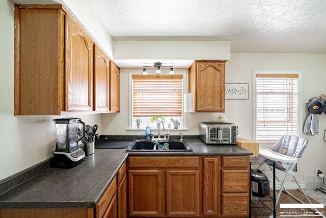 1058 Vine Avenue, Idaho Falls, ID 83402