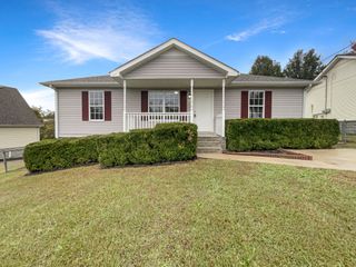 2754 Cider Dr, Clarksville, TN 37040