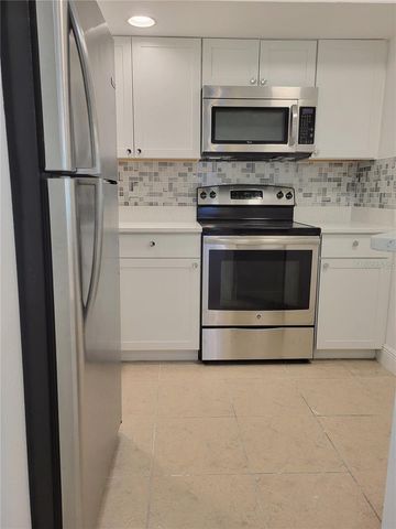 4528 COMMANDER DRIVE 2011, Orlando, FL 32822