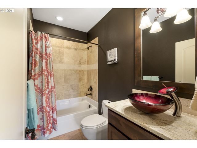 1301 S GREAT BLUE Rd, Ridgefield, WA 98642