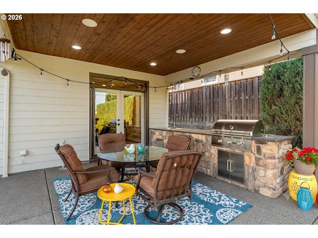 1301 S GREAT BLUE Rd, Ridgefield, WA 98642