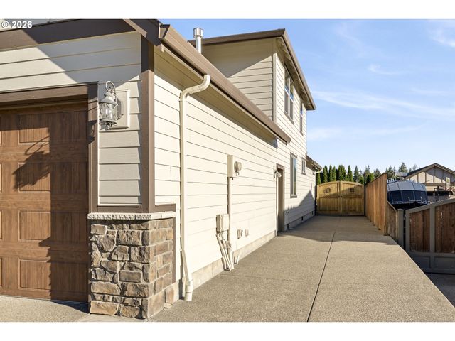 1301 S GREAT BLUE Rd, Ridgefield, WA 98642