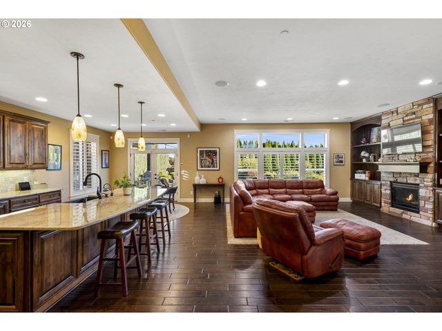 1301 S GREAT BLUE Rd, Ridgefield, WA 98642