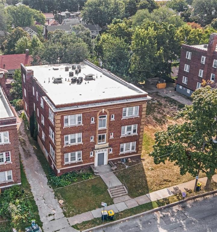 123-125 N Lawn Avenue, Kansas City, MO 64123