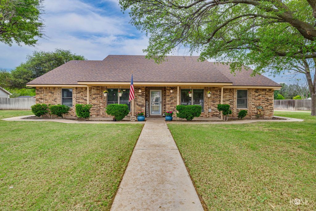 Image 1 of property listing at 1409 Sea Island Road, San Angelo, TX 76904