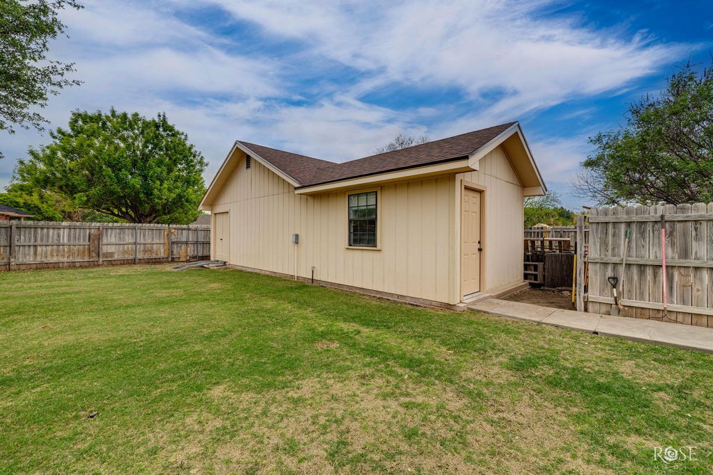 Image 37 of property listing at 1409 Sea Island Road, San Angelo, TX 76904