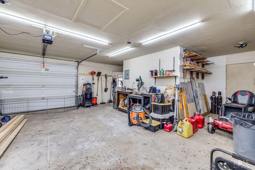 Image 40 of property listing at 1409 Sea Island Road, San Angelo, TX 76904