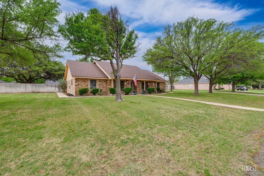Image 44 of property listing at 1409 Sea Island Road, San Angelo, TX 76904