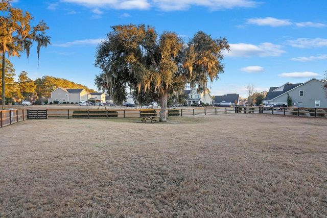 622 Pendleton Drive, Moncks Corner, SC 29461