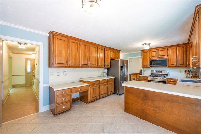 1276 Golf Link Drive, Stone Mountain, GA 30088
