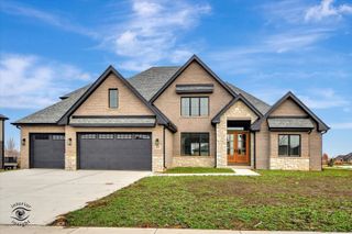 23155 Five Oaks Drive, Frankfort, IL 60423