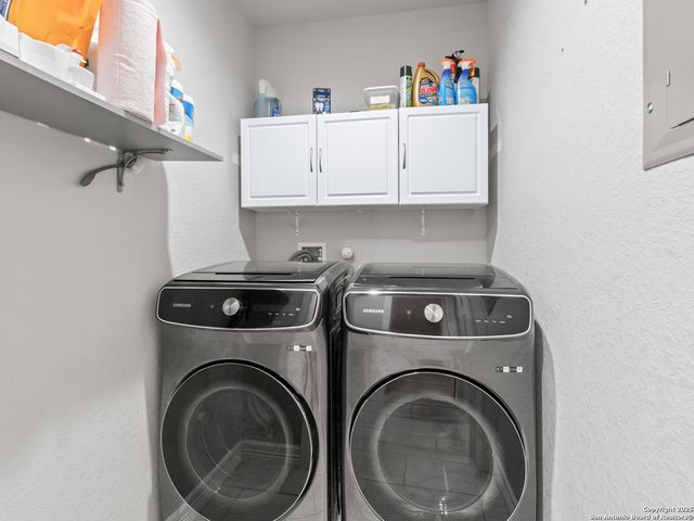 132 medium meadow, Lytle, TX 78052