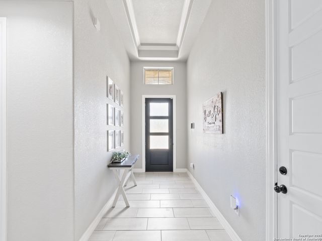 132 medium meadow, Lytle, TX 78052