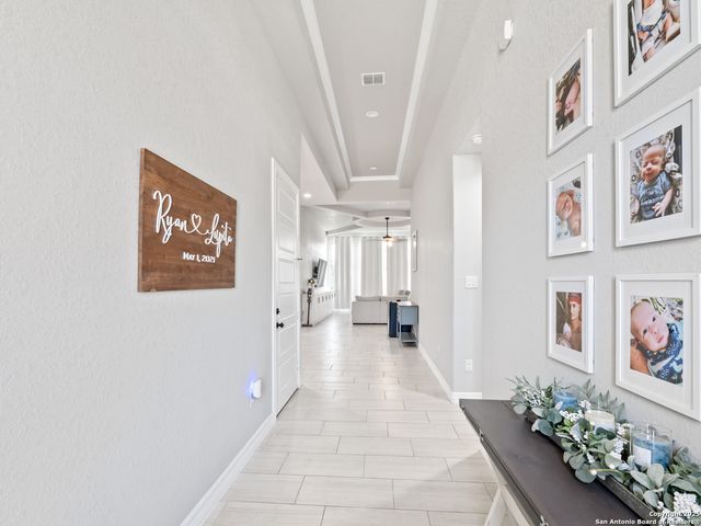 132 medium meadow, Lytle, TX 78052