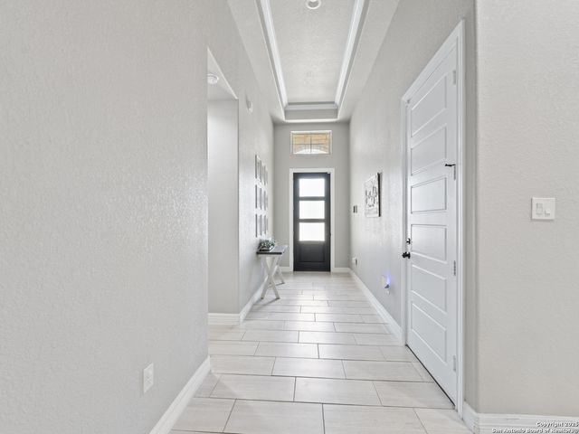 132 medium meadow, Lytle, TX 78052