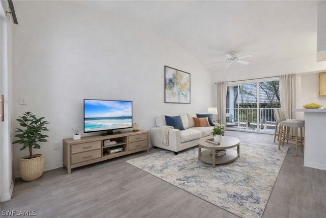 4645 Saint Croix LN 1335, Naples, FL 34109