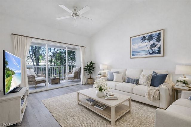 4645 Saint Croix LN 1335, Naples, FL 34109