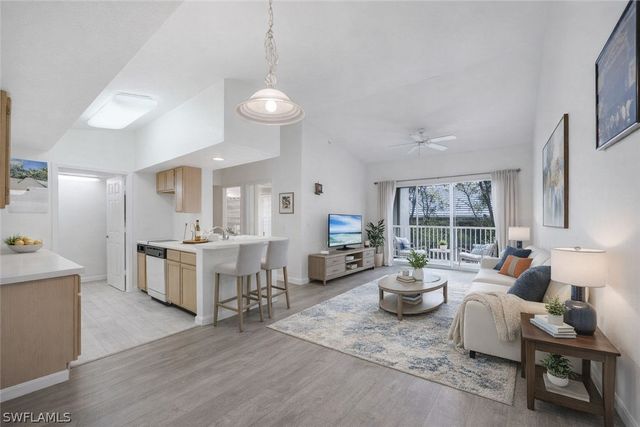 4645 Saint Croix LN 1335, Naples, FL 34109