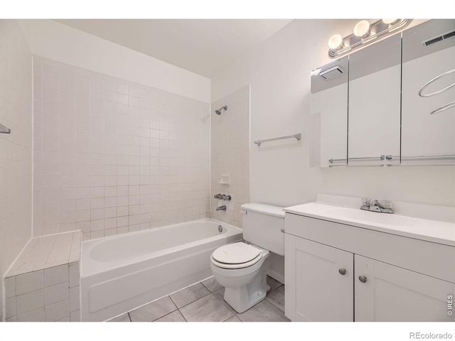 2000-2002 W Iliff Avenue, Englewood, CO 80110