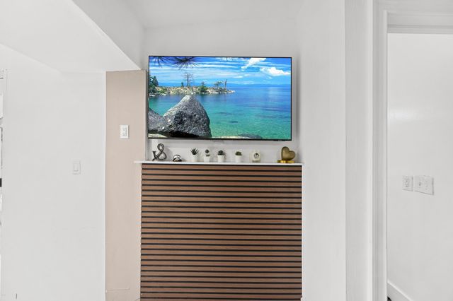 1895 Violet Avenue, West Palm Beach, FL 33415