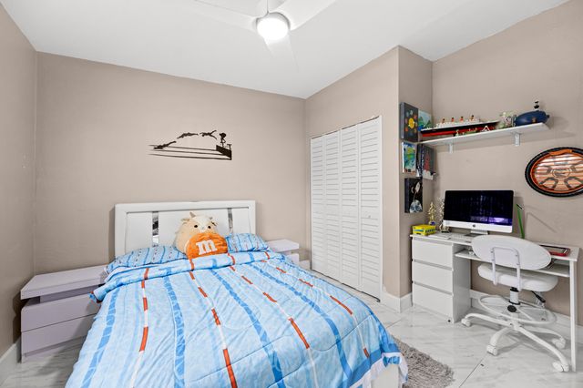 1895 Violet Avenue, West Palm Beach, FL 33415