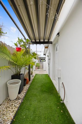 1895 Violet Avenue, West Palm Beach, FL 33415