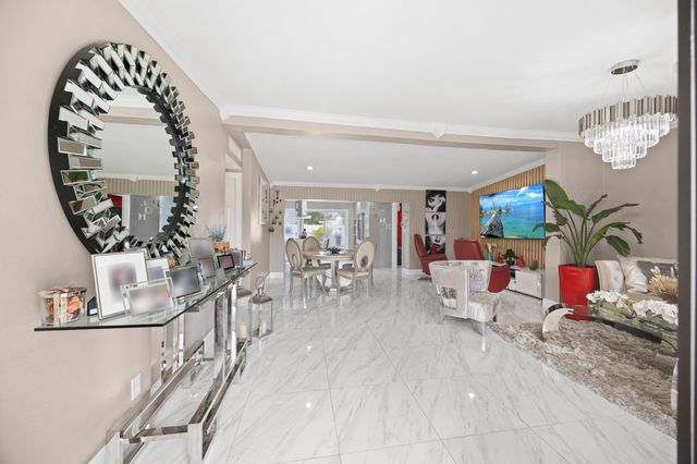 1895 Violet Avenue, West Palm Beach, FL 33415