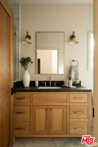 3010 Highview Avenue, Altadena, CA 91001