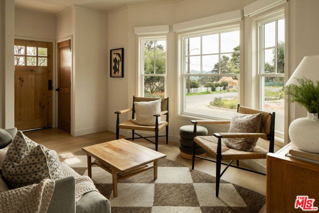 3010 Highview Avenue, Altadena, CA 91001