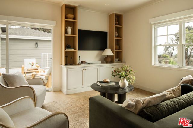 3010 Highview Avenue, Altadena, CA 91001