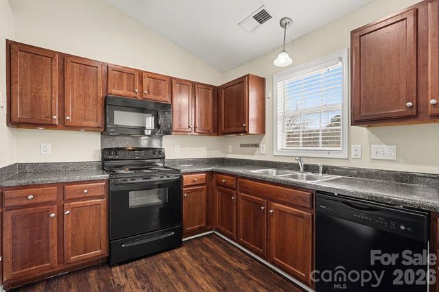 1124 Landen Chase Drive, Monroe, NC 28110