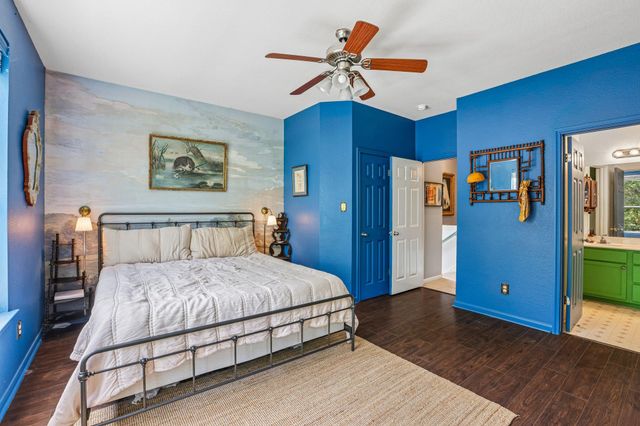 1754 N Bishop ST, San Marcos, TX 78666